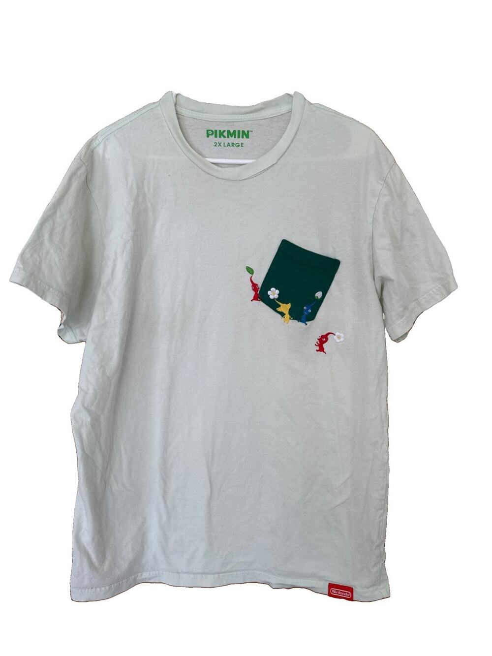 Nintendo NY Pikmin Collection Offset Pocket T-Shirt Green Olimar 2XLARGE